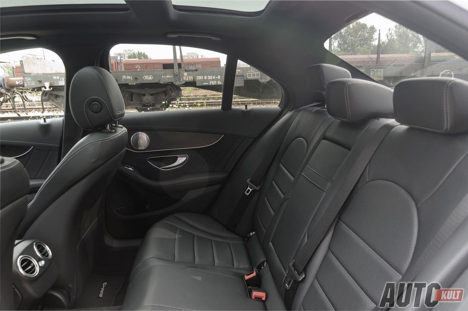 Mercedes-Benz Klasy C 250 BlueTEC AMG - test [galeria zdjęć] 15