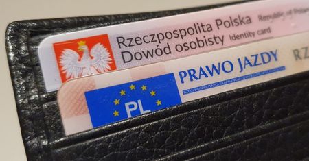 Sprawdź dowód osobisty. Może mieć ważny symbol