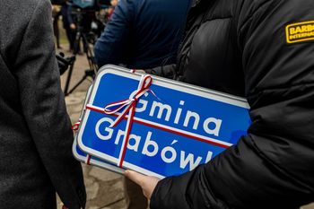 Grabówka: Nowa gmina pełna nadziei. Ale walczy ze starymi problemami