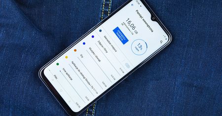 Jak wyczyścić pamięć telefonu z Androidem? Porady i przydatne aplikacje