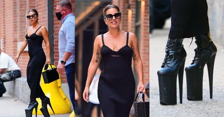 Lady Gaga w eleganckiej sukience polskiej projektantki paraduje po ulicy na NIEBOTYCZNIE wysokich platformach (ZDJĘCIA)