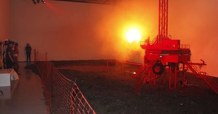 Jak wygląda wydobycie gazu łupkowego? Pokaże to instalacja Fracking Futures