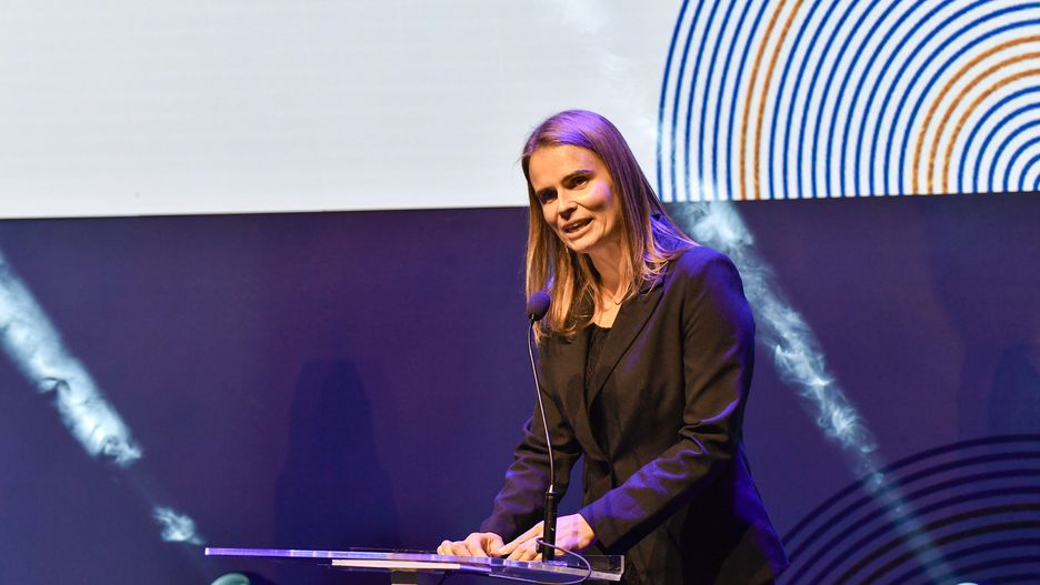 Karolina Rozw�d
Gdynia, 25.09.2024. Dyrektor Polskiego Instytutu Sztuki Filmowej Karolina Rozw�d na gali wr�czenia Nagr�d PISF, odbywaj�cej si� w ramach 49. Festiwalu Polskich Film�w Fabularnych, 25 bm. w Teatrze Muzycznym w Gdyni. (aldg) PAP/Andrzej Jackowski
Andrzej Jackowski
fabularny, festival, festiwal, Festiwal Polskich Film�w Fabularnych, film, filmowy, FPFF, gala, Gdynia, kategoria, kinematografia, kino, kultura, laureat, nagroda, otwarcie, Pa�stwowy Instytut Sztuki Filmowej, pisf, 49 49. fetiwal polskich film�w fabuarnych