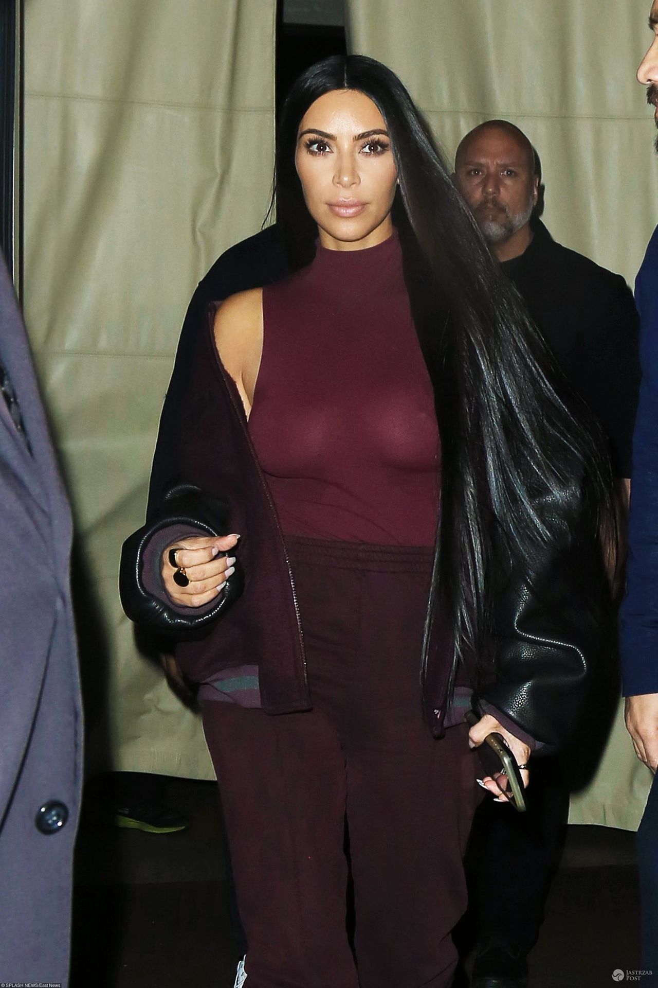 Kim Kardashian bez biustonosza