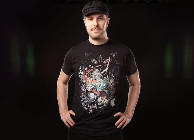 Mario, zombie, Cthulhu, tęcza i jednorożec. 20 najfajniejszych koszulek na sierpień 18