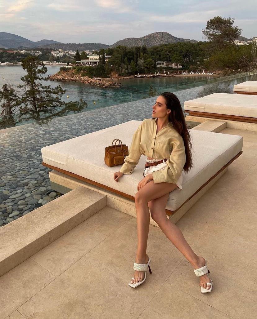 Celia Jaunat PRĘŻY MUSKUŁY na Instagramie i chwali się porannym rozruchem (FOTO)