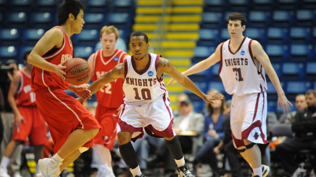 Getty Images / Gil Talbot/NCAA Photos / Na zdjęciu: Chris Dowe (nr 10)