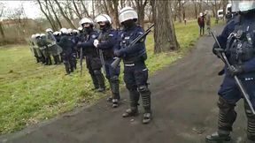 Wściekli kibice wyszli na ulice Głogowa. Domagają się zniesienia ograniczeń