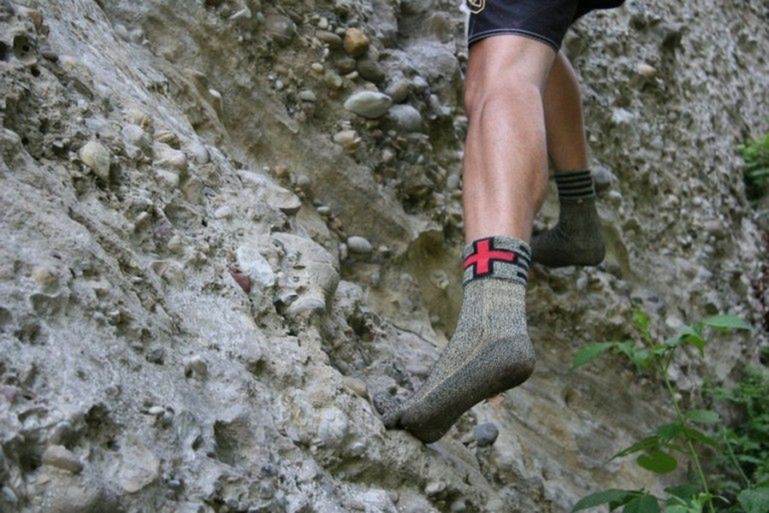 Skarpetki zamiast butów? Nietypowa propozycja firmy Swiss Barefoot 3