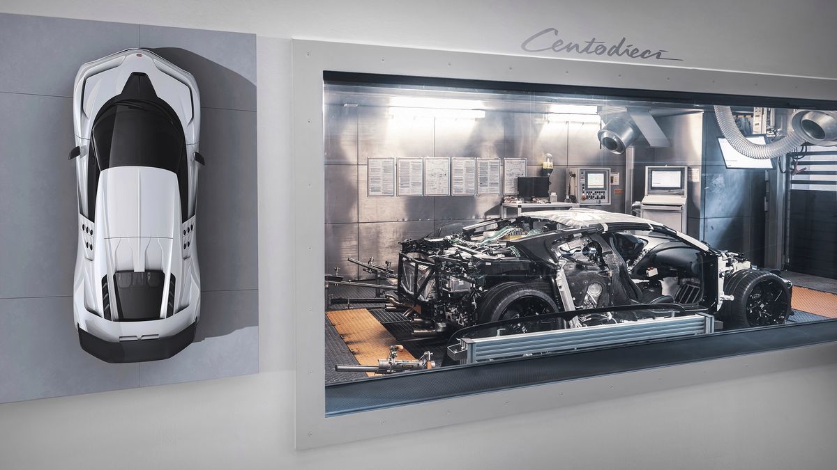 Bugatti Centodieci podczas testów na hamowni (2021) (fot. Bugatti)