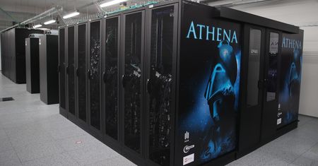 Superkomputer Athena ruszył w serwerowni AGH. Jest najszybszy w Polsce