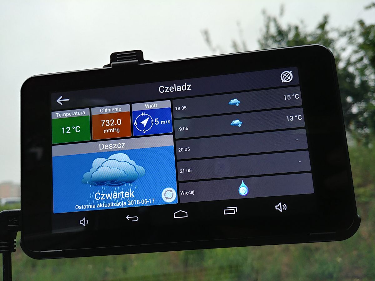 Navitel RE900 Combo – test samochodowej nawigacji, rejestratora i tabletu w jednym 10