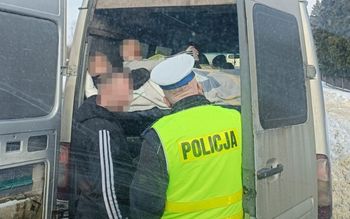 Mołdawianie jechali busami. Taki widok zastali policjanci