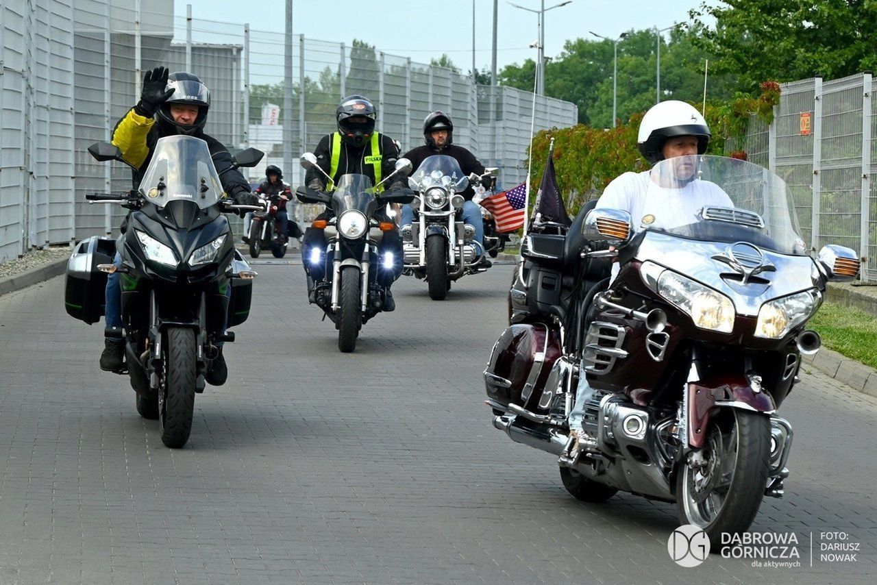 Dąbrowa Górnicza: Muzyka, pokazy, wielka parada i krwiodawstwo