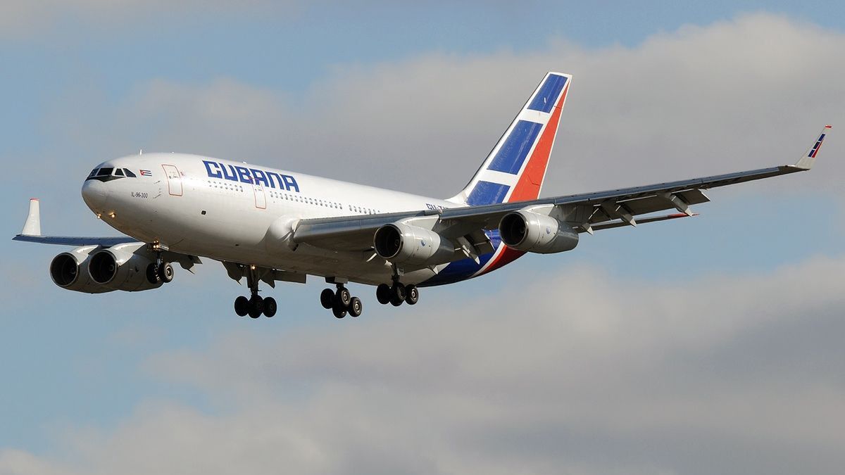 Ił-96 linii Cubana de Aviación