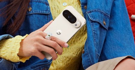 Pixel 10 spowolni ładowanie baterii. I nie można tego wyłączyć