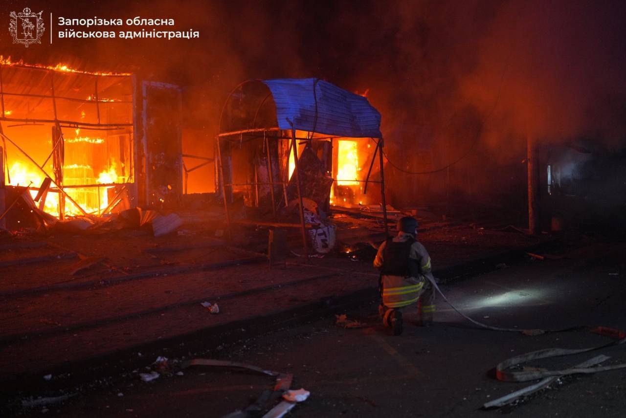 Zniszczenia w Zaporożu po rosyjskim ostrzale
