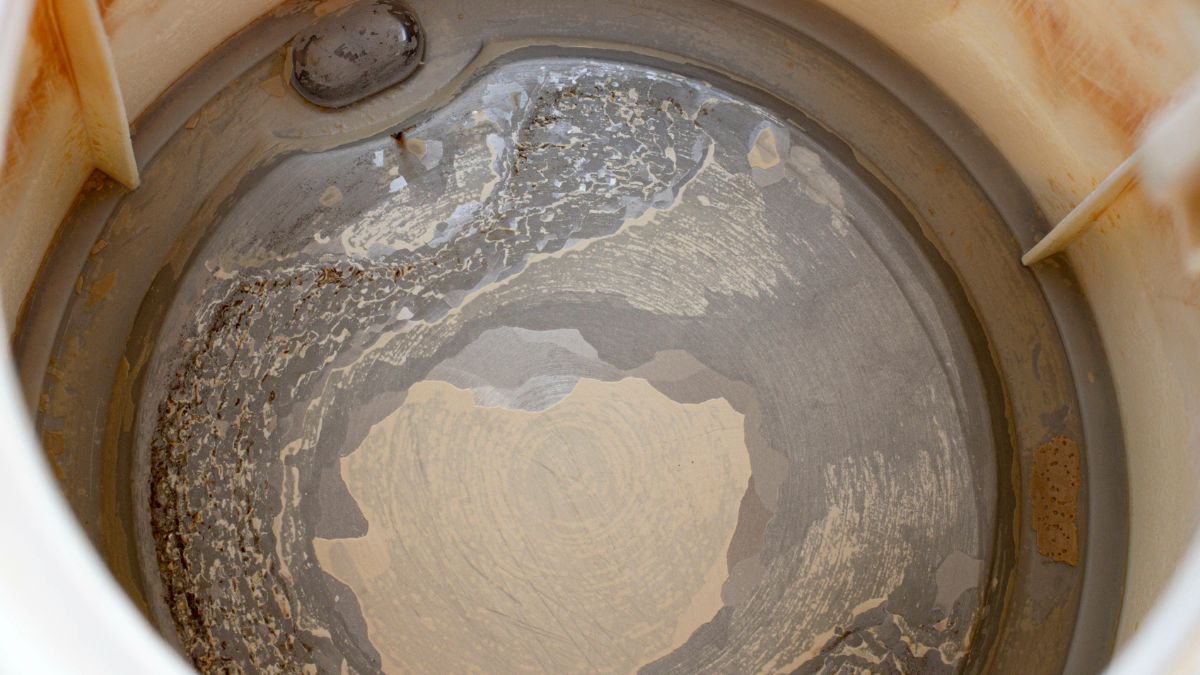 Jak usunąć kamień z czajnika?