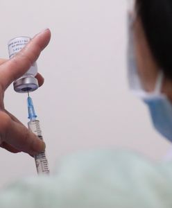AstraZeneca prześwietlona. Szczepić się? Zdecydowana odpowiedź