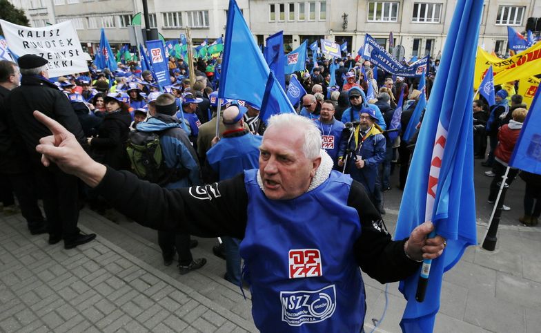 Zasiłki dla bezrobotnych mamy najniższe w Europie. OPZZ domaga się wypełnienia wymagań Europejskiej Karty Społecznej