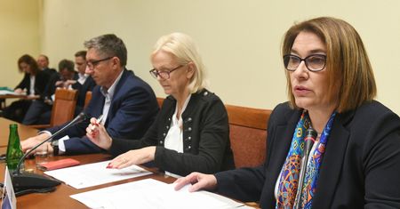 Zakaz handlu w niedziele. Komisja przyjęła projekt ustawy