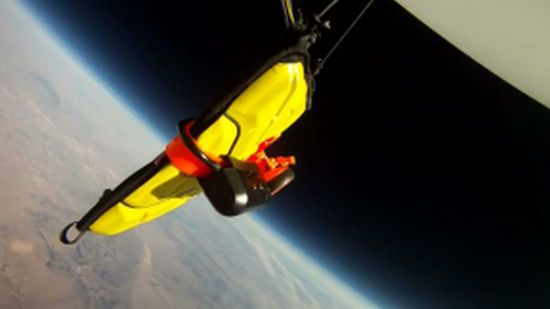 Czy iPad wytrzyma upadek z kosmosu? [wideo] 1