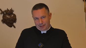 Proboszcz rezygnuje z koperty na kolędzie. Mówi, co się zmieniło