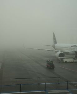 Utrudnienia na lotnisku w Krakowie. Przez mgłę nie lądują samoloty