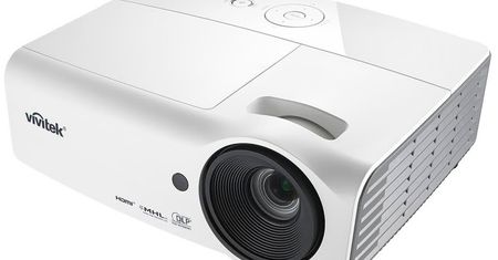 Vivitek H1060 - projektor dla miłośników futbolu