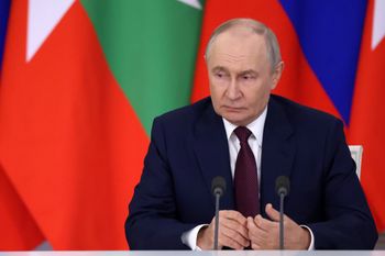 Putin przerażony? "Ma obsesyjny lęk". Prezydent Czech ostrzega Europę