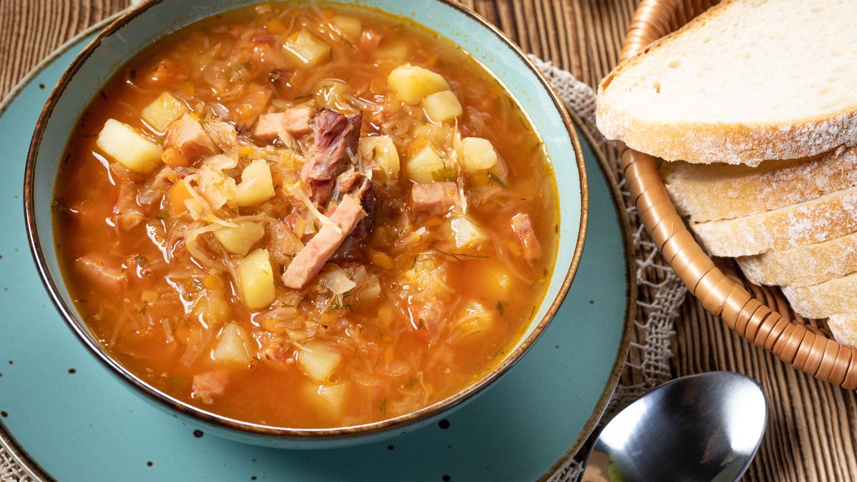 Zupa bigosowa świetnie rozgrzewa