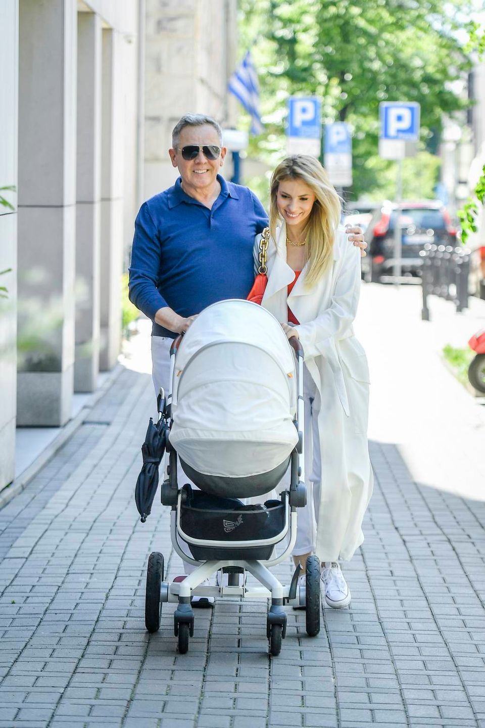Izabela Janachowska i Krzysztof Jabłoński przyłapani na spacerze