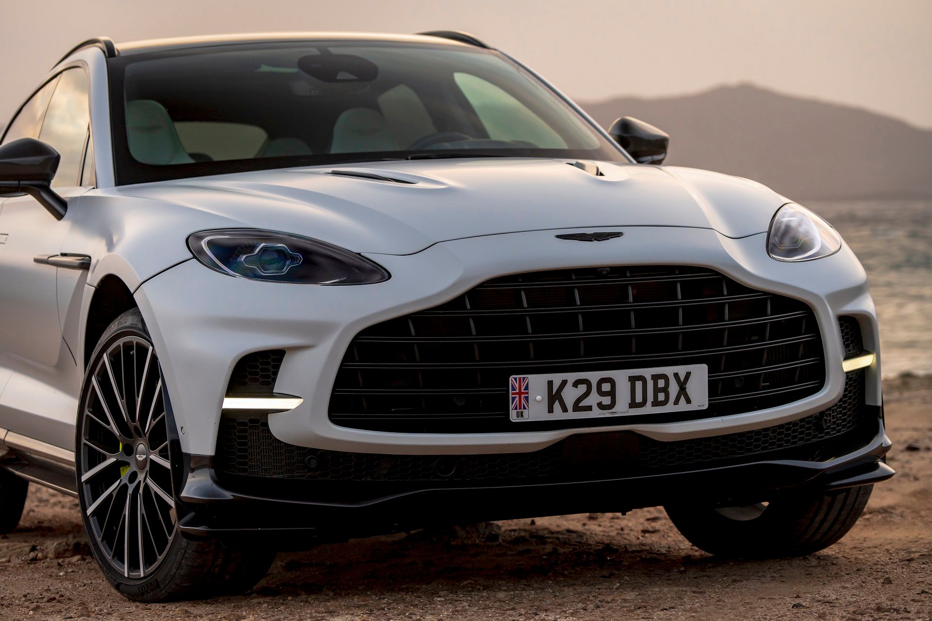 Aston Martin DBX707 (2022)