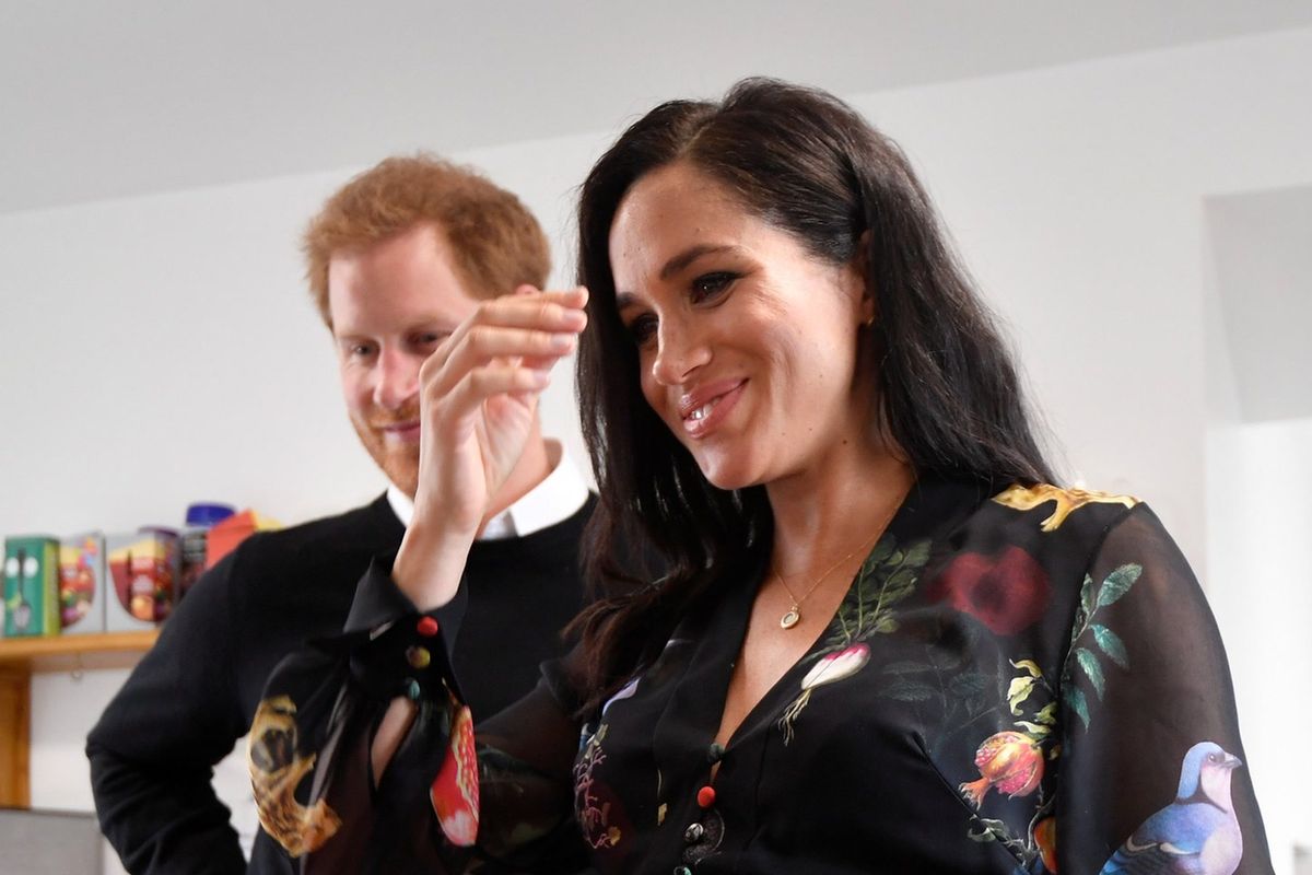 Meghan Markle napisała wiadomości do pracownic seksualnych. Na bananach