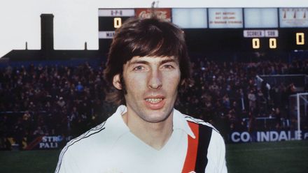 Sentymentalny powrót do piłkarskich legend z mistrzostw świata - rozpoznaj je na zdjęciach!