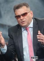 "Paradoks": Krzysztof Rutkowski zagra w serialu?!