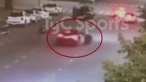 Piłkarz potrącił swoją byłą partnerkę. Wszystko nagrały kamery!