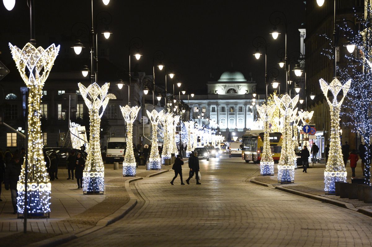 Warszawa. W tym roku dekoracja świąteczna będzie skromniejsza