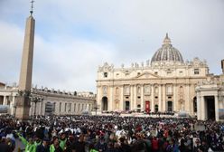 Program specjalny Wirtualnej Polski. Transmisja pogrzebu papieża Franciszka i komentarze w studiu
