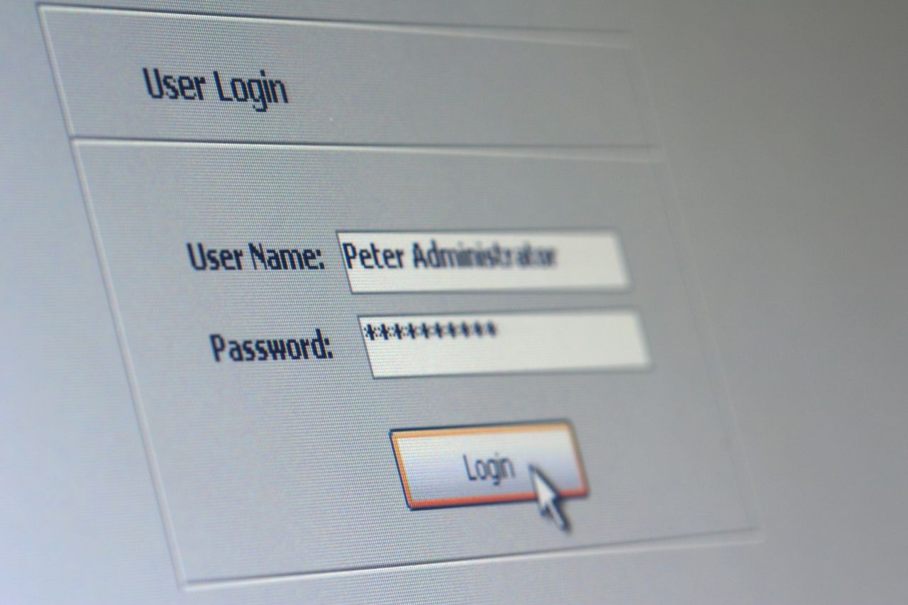 Styczniowe biuletyny Microsoftu: Windows 10 ze zdalnym dostępem do kont bez haseł