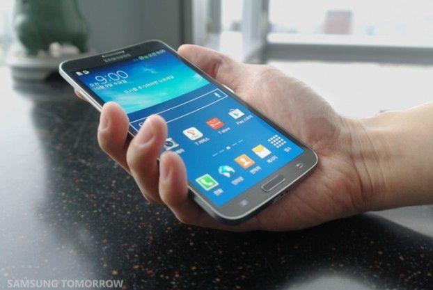 Wykrzywiony ekran Samsunga Galaxy Round