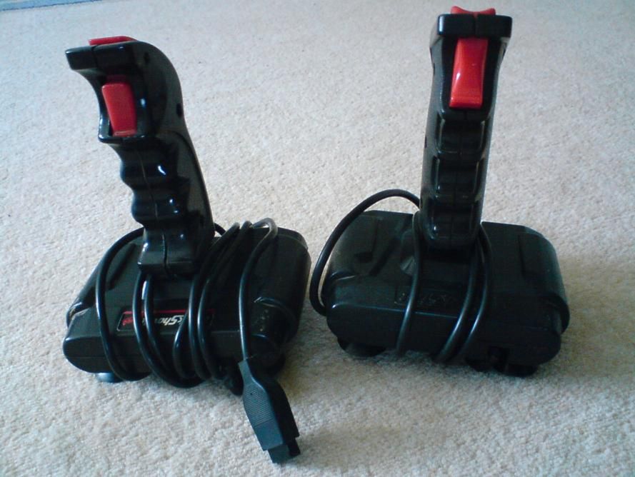 Joystick - historia wzlotu i upadku 4