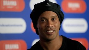 Ronaldinho ma zagrać w więziennym turnieju piłkarskim. Namawiają go więźniowie