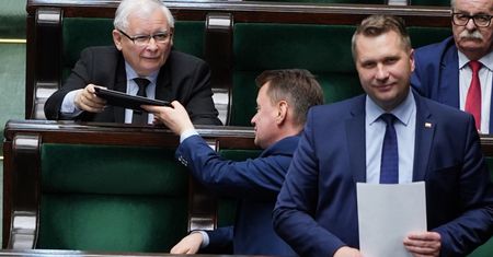 Posłanka Lewicy zadręczy rząd. W dwa dni napisała 300 pytań do Przemysława Czarnka