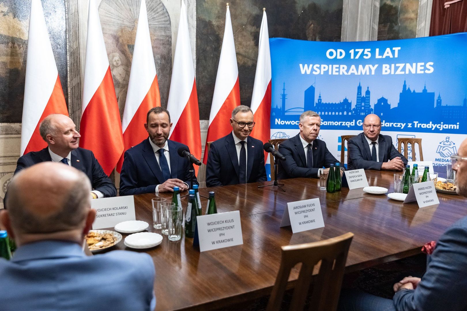 Prezydent RP Andrzej Duda wziął udział w spotkaniu zorganizowanym w siedzibie Izby Przemysłowo-Handlowej w Krakowie.
