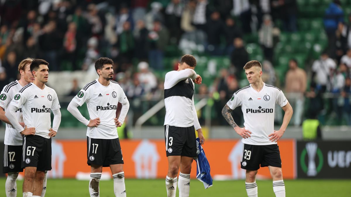 Warszawa, 22.02.2024. Piłkarze Legii Warszawa po przegranym drugim meczu play off o awans do 1/8 finału Ligi Konferencji z Molde FK, 22 bm. (mk) PAP/Leszek Szymański