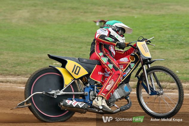 Stanisław Burza w latach 2020-2021 stawał na podium IMŚ na długim torze w Rzeszowie. W sezonie 2022 będzie stałym uczestnikiem cyklu