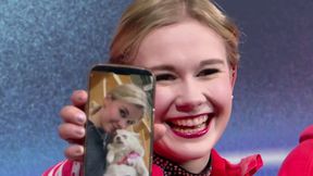 Znów wyciągnęła telefon. Oto co pokazała tym razem