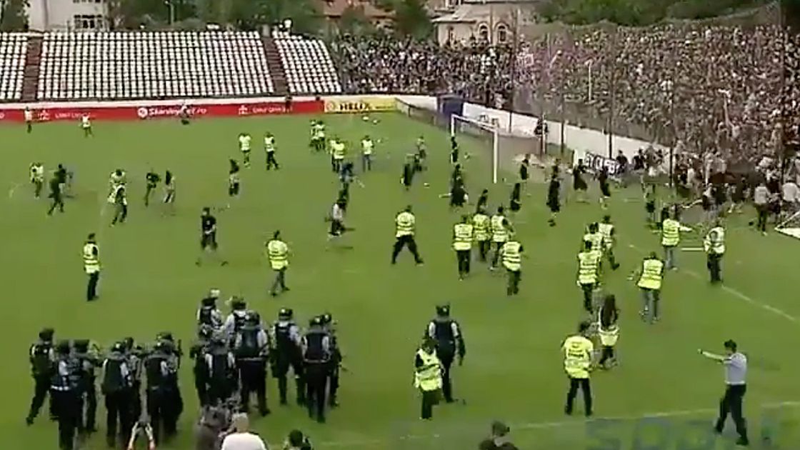 Zamieszki podczas meczu Steaua Bukareszt - Carmen Bukareszt