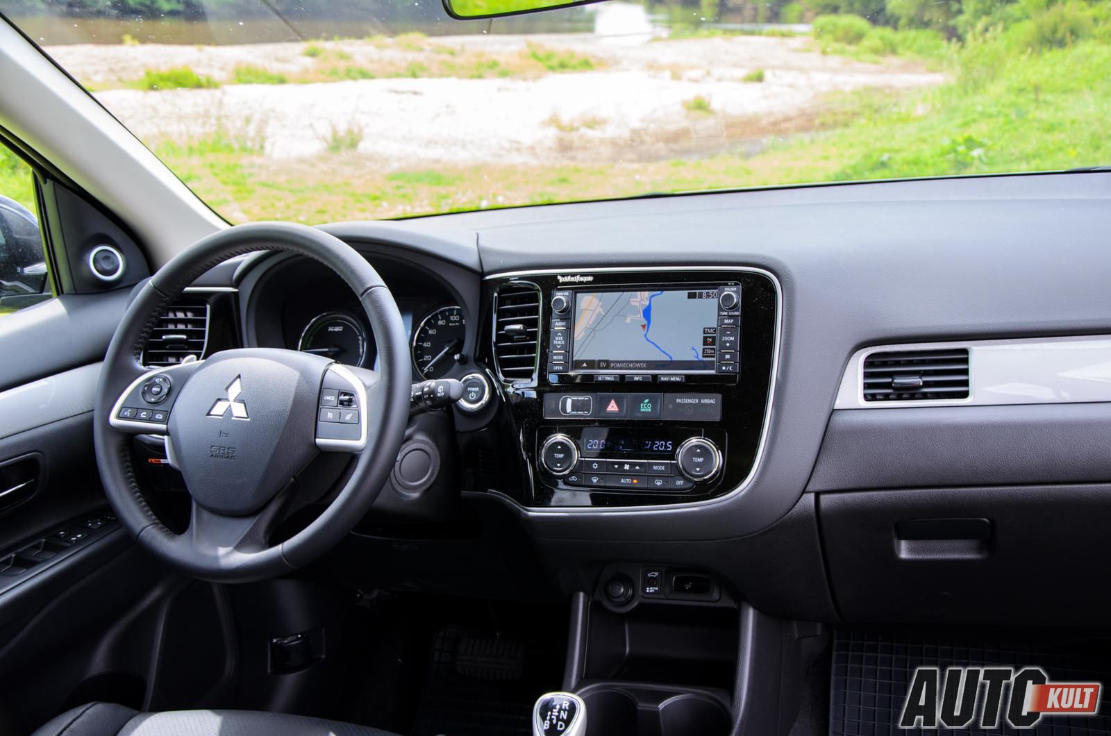 Mitsubishi Outlander PHEV - test [galeria] 15